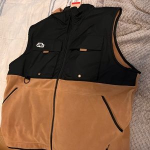 New L Jordan vest